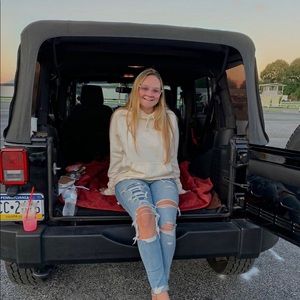 Meet your Posher, Camryn